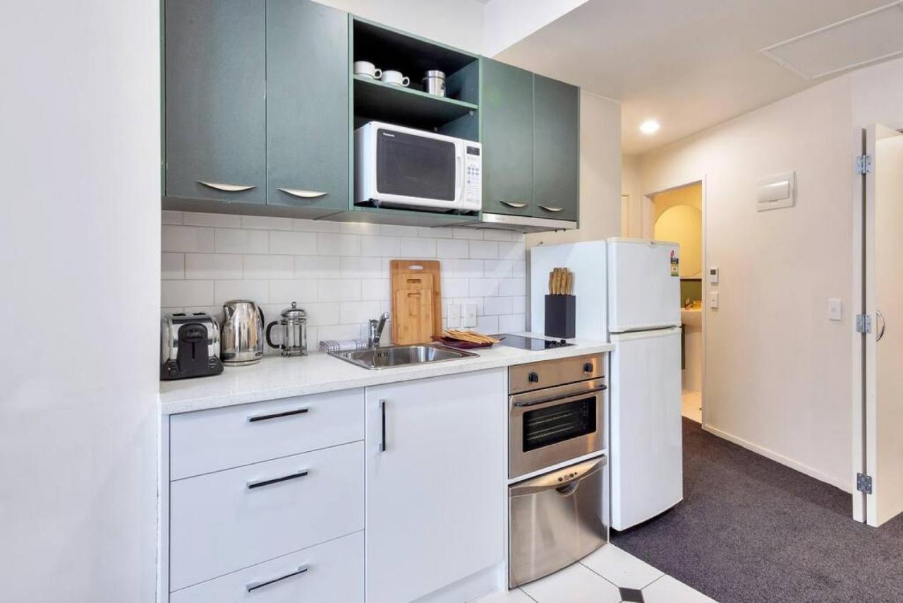 Urban Deco Apartment On Queen Street Auckland Exteriér fotografie